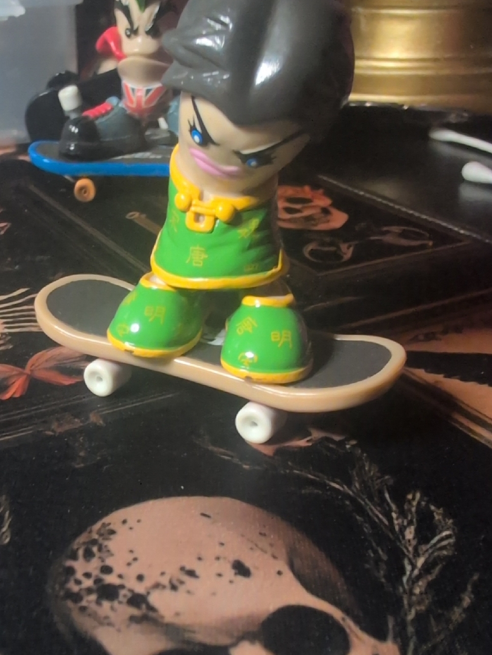 Green Skateboard Toy Figure – Kids Collectible Action Toy